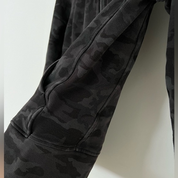Lululemon Scuba Full Zip Camo Hoodie - Picture 8 of 13